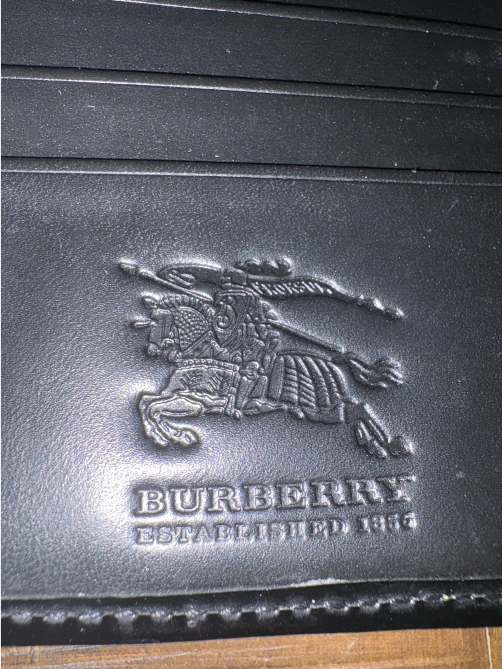 Burberry Nova Check Patent Leather Wallet Clutch with NEW Chain & Insert - Picture 7 of 8